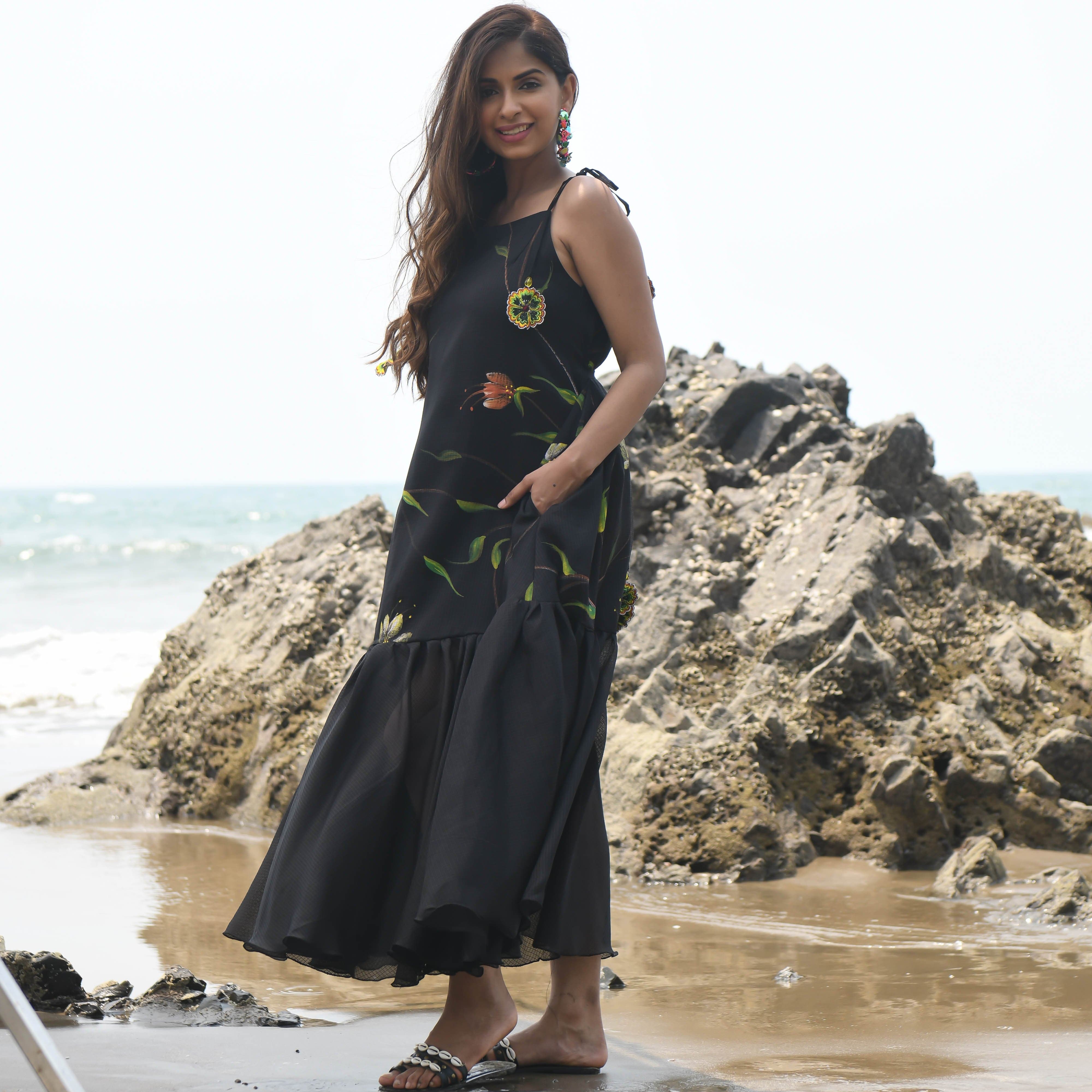 Bunaai Raven Handpainted Doriya Dress