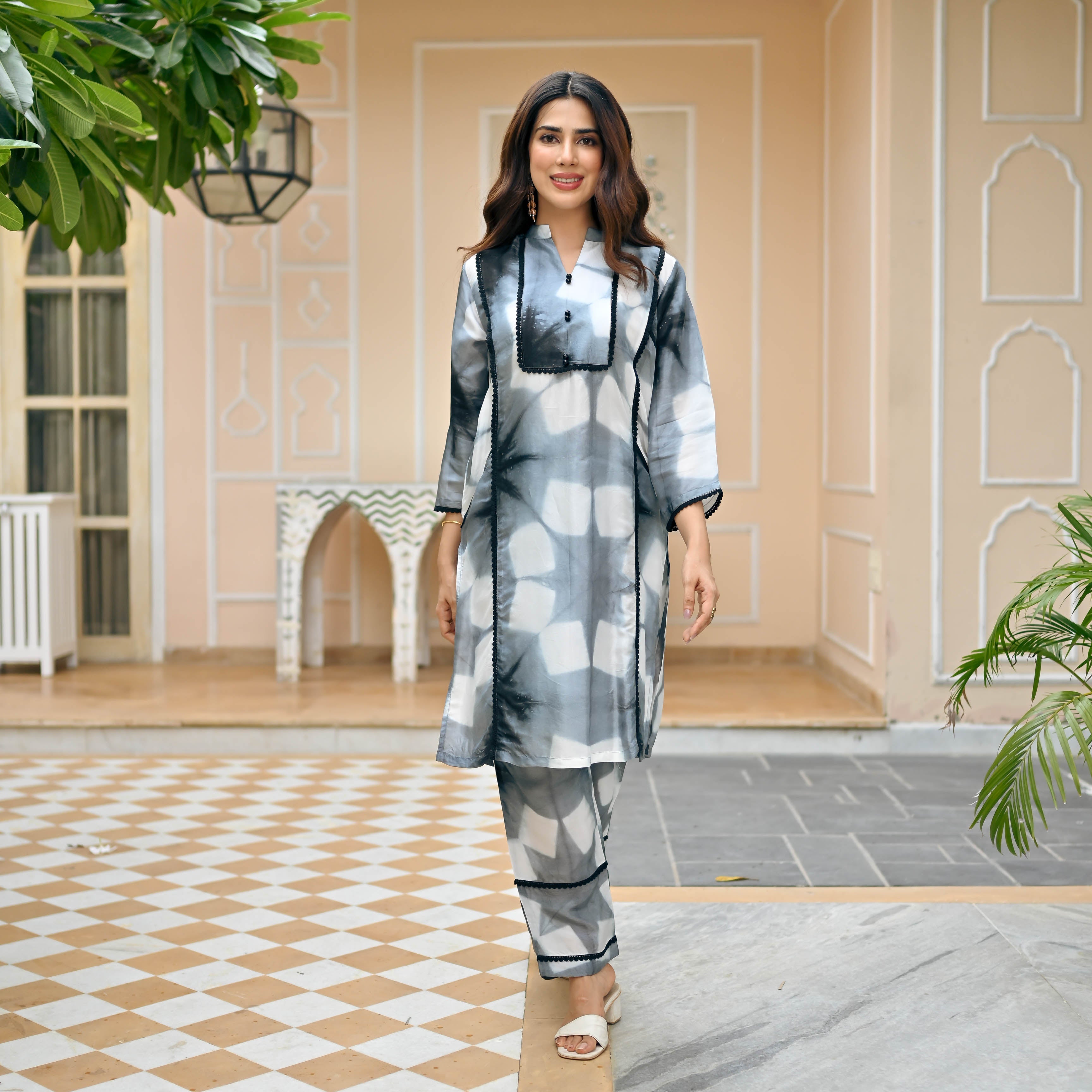 Bunaai Grace Glamour Co-ord Set