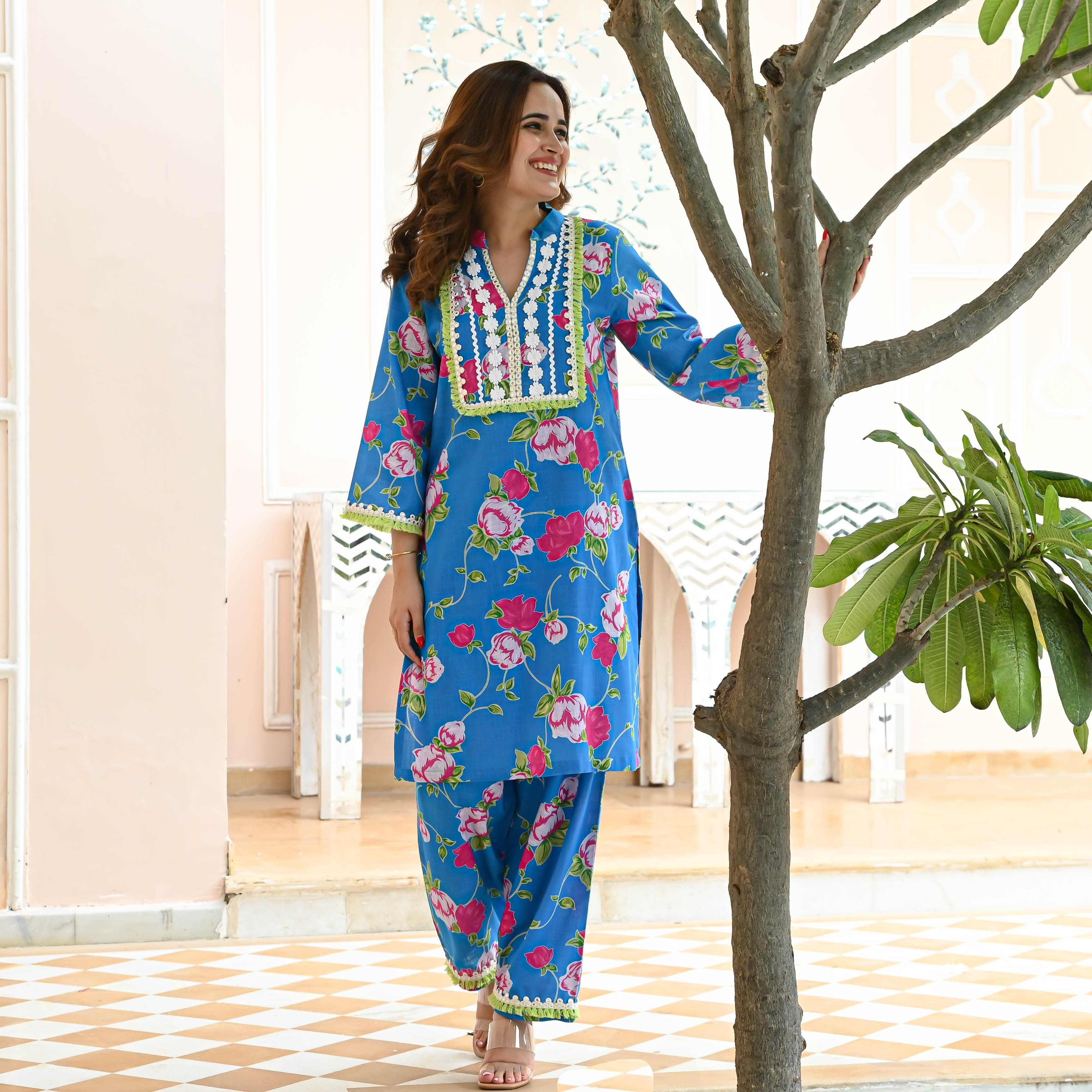 Bunaai Aarini Cotton Kurta Set