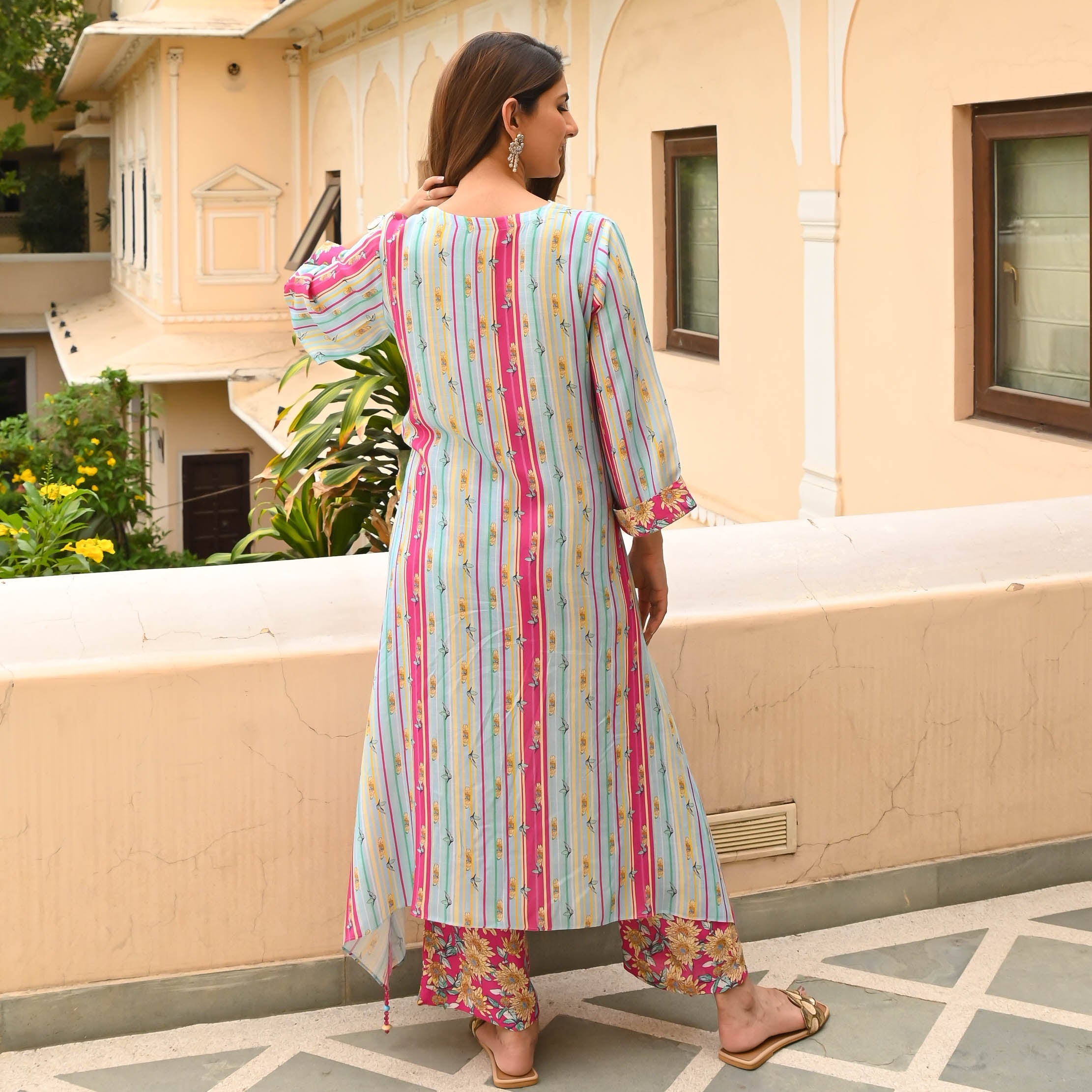 Bunaai Modern Mirage Kurta Pants